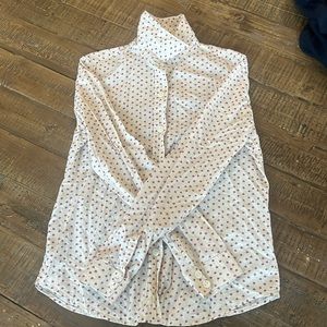 GAP button up shirt size medium, like new.